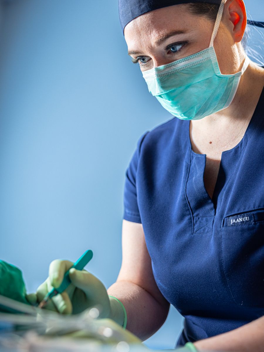 Dr. Catherine Loflin North Carolina Female Cosmetic Surgeon